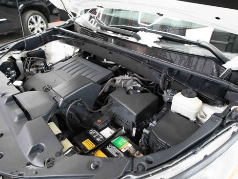 Used 2015 Toyota Highlander XLE image 34