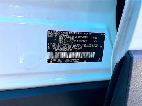 Used 2024 Toyota RAV4 Limited image 33