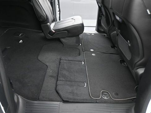 New 2026 Chrysler Pacifica Select AWD/4WD image 23