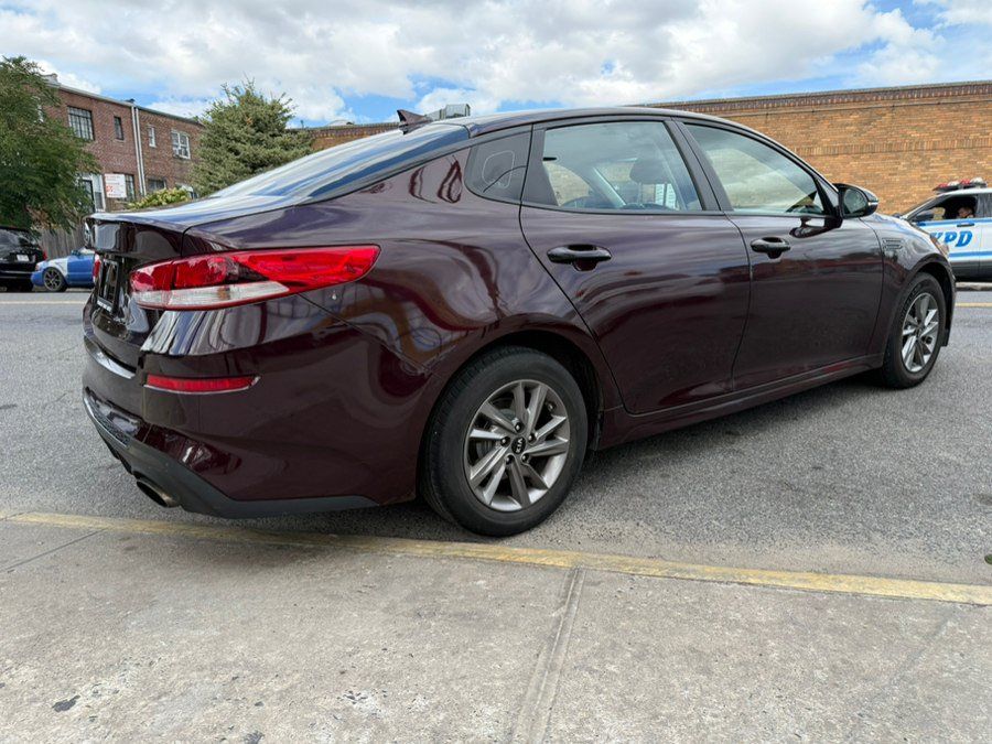 Used 2020 Kia Optima LX FWD image 4