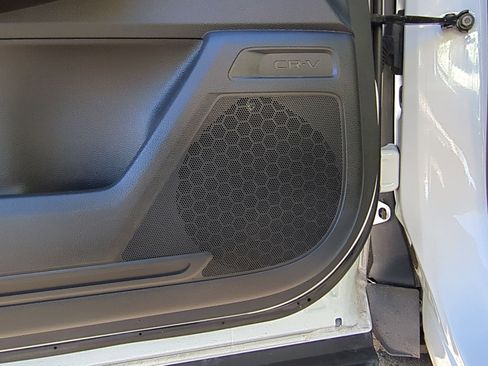 Used 2023 Honda CR-V LX image 16