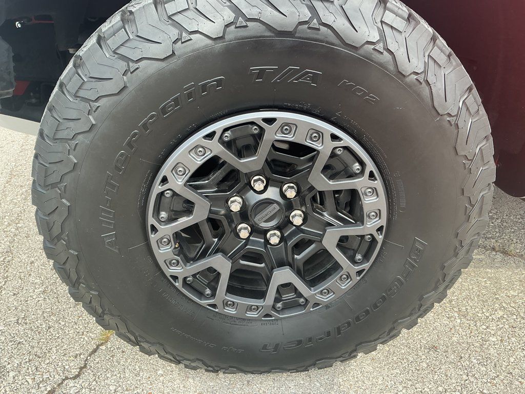 Used 2023 Ford F150 Raptor w/ Equipment Group 802A Raptor R AWD/4WD image 9