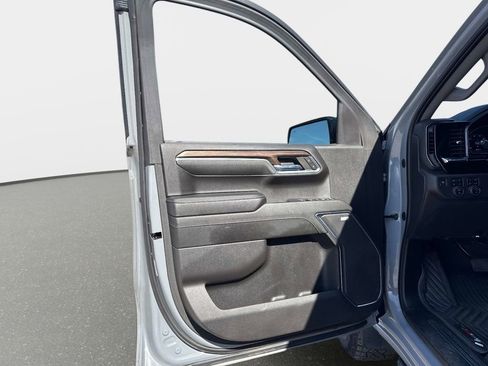 Used 2024 Chevrolet Silverado 1500 LT Trail Boss w/ LT Trail Boss Premium Package image 17