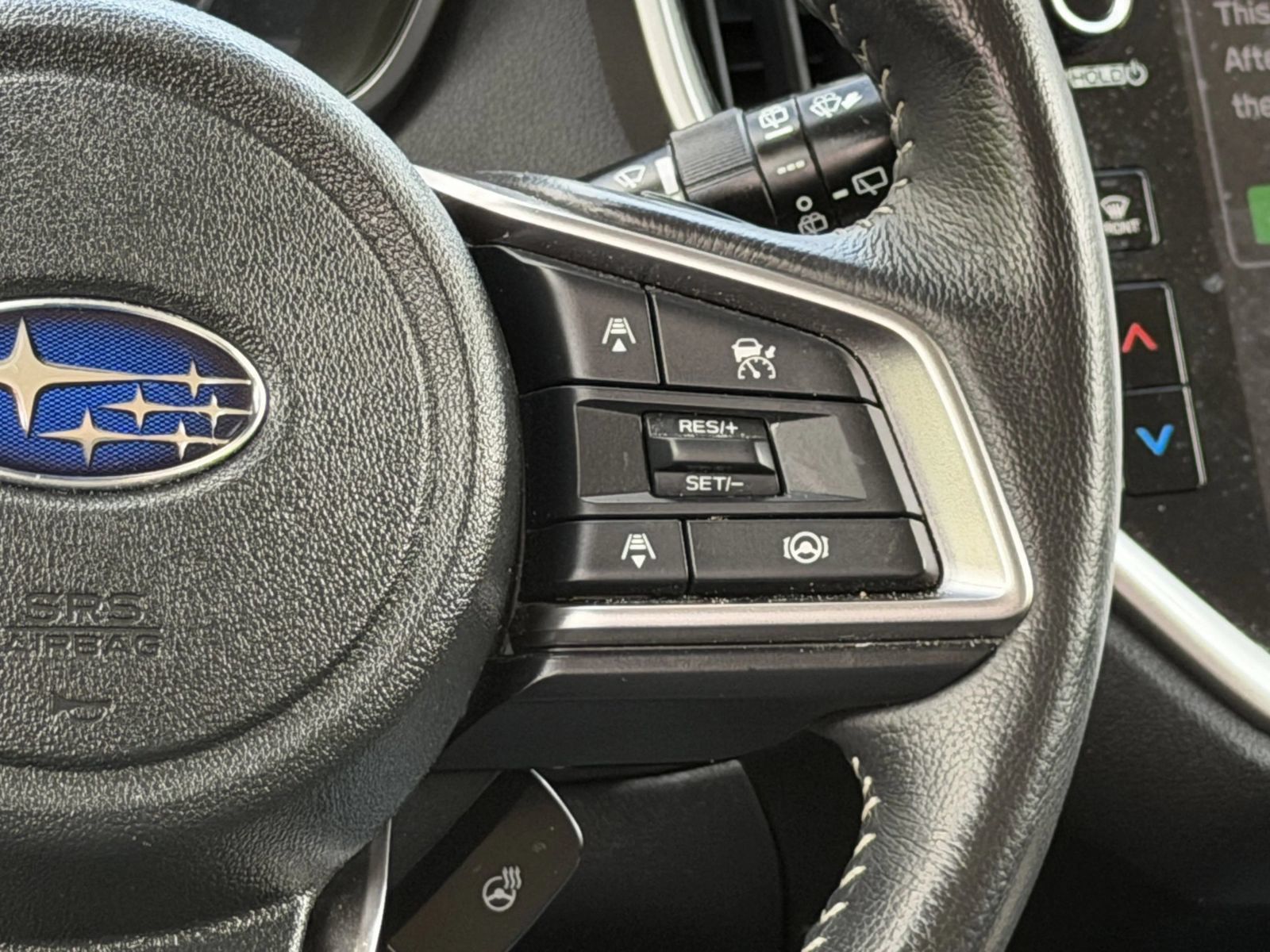 Used 2024 Subaru Ascent Limited AWD/4WD image 16