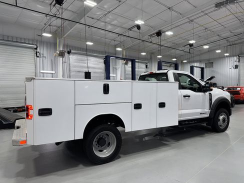 Used 2024 Ford F450 XL image 8