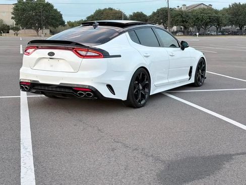 Used 2019 Kia Stinger GT2 RWD image 3