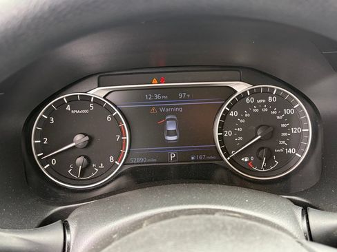 Used 2024 Nissan Altima 2.5 SV FWD image 12