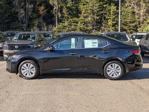 New 2025 Nissan Sentra S image 8
