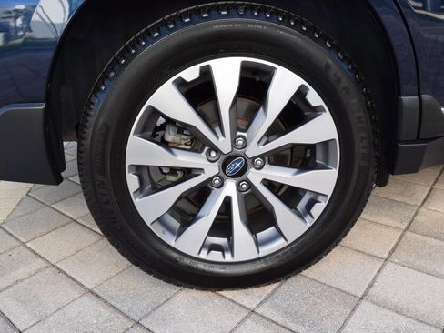 Used 2018 Subaru Outback 3.6R Touring AWD/4WD image 87