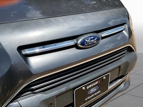 Used 2015 Ford Transit Connect Titanium FWD image 29