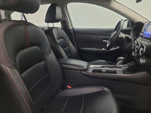 Used 2021 Nissan Sentra SR w/ SR Premium Package FWD image 21