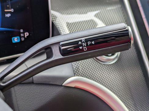 Certified 2024 Mercedes-Benz GLC 43 AMG 4MATIC image 26