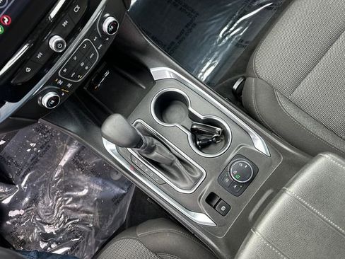 Used 2022 Chevrolet Traverse LT w/ LPO, Floor Liner Package image 39