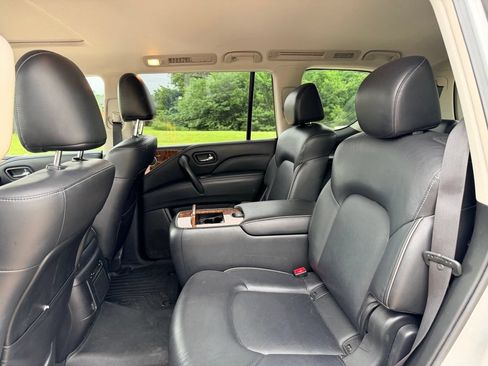 Used 2019 INFINITI QX80 Luxe w/ Proassist Package AWD/4WD image 12