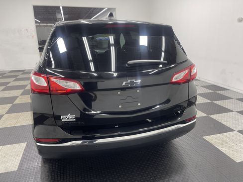 Used 2021 Chevrolet Equinox LT image 3