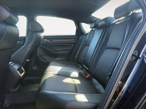 Used 2019 Honda Accord Sport image 12