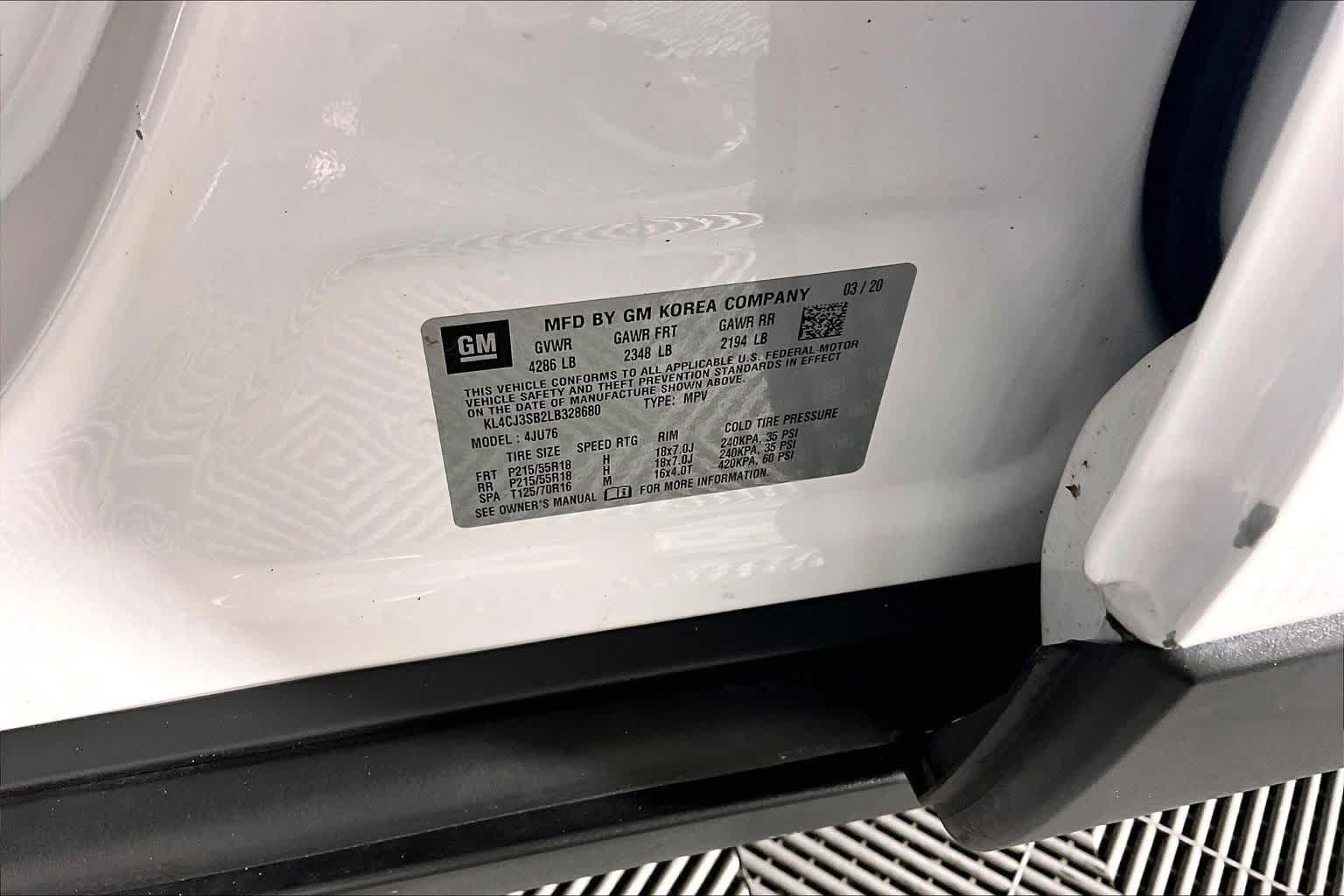 Used 2020 Buick Encore FWD image 35