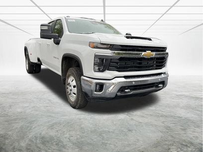 New 2026 Chevrolet Silverado 3500 LT w/ Safety Package
