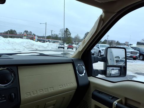 Used 2010 Ford F350 XLT image 21