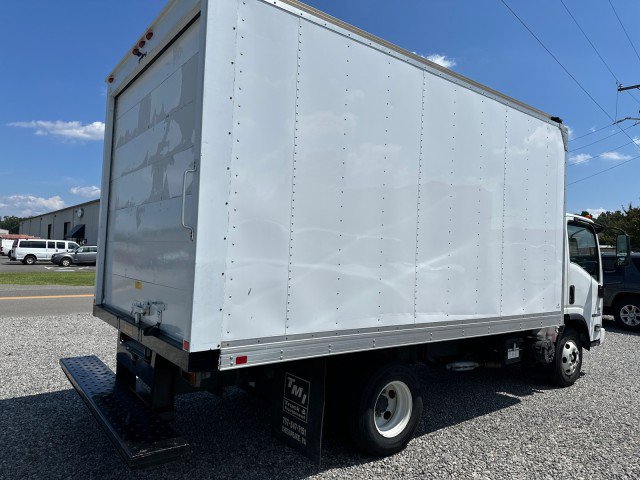 Used 2016 Isuzu NPR RWD image 7