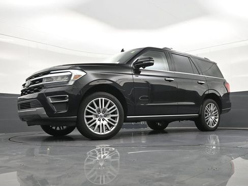 Used 2023 Ford Expedition Limited RWD image 24