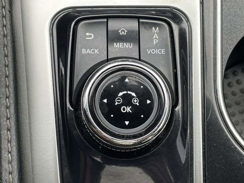 Used 2017 Nissan Maxima 3.5 SL FWD image 27