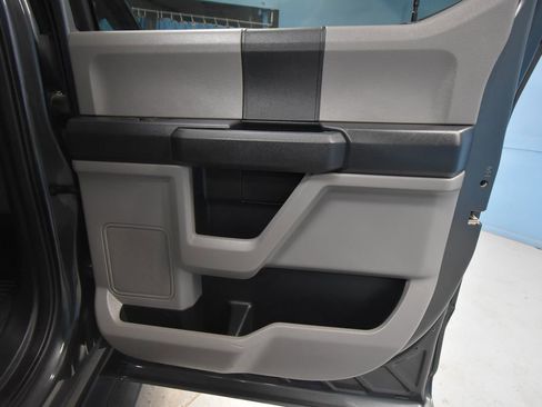 Used 2019 Ford F250 XL w/ STX Appearance Package image 26