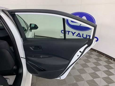 Used 2024 Toyota Corolla LE image 37