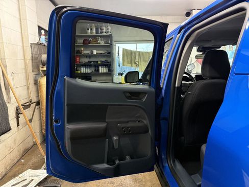 New 2025 Ford Maverick XL image 19