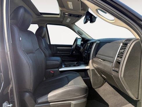 Used 2018 RAM 2500 Laramie w/ Sport Appearance Group image 10