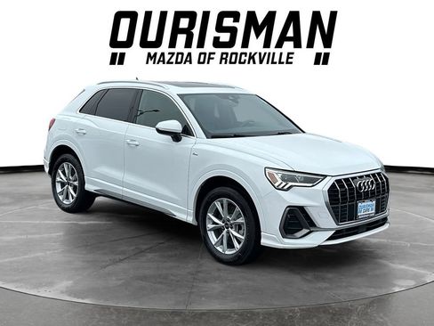 Used 2023 Audi Q3 2.0T Premium image 1