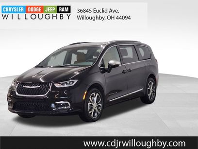 New 2026 Chrysler Pacifica Pinnacle
