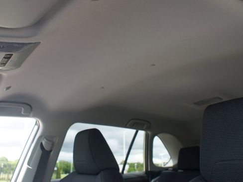 Used 2025 Toyota RAV4 LE FWD image 6