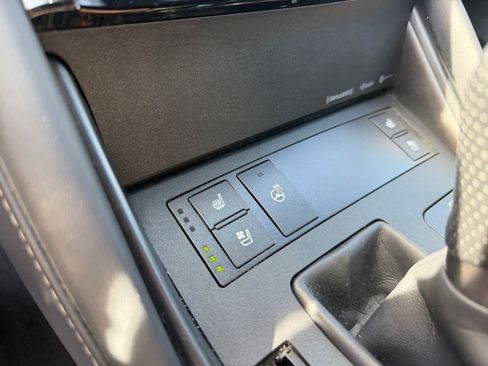 Used 2023 Lexus IS 300 AWD image 25