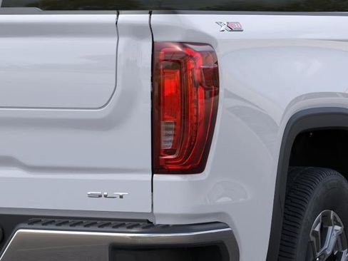 New 2026 GMC Sierra 1500 SLT w/ SLT Convenience Package AWD/4WD image 11