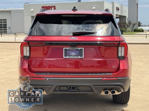 Certified 2025 Ford Explorer ST AWD/4WD image 5