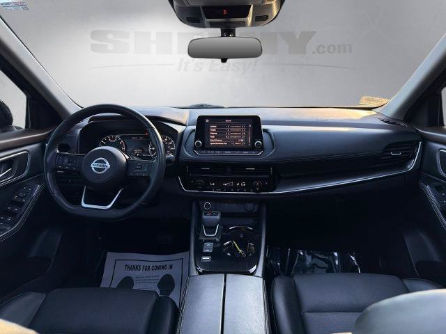 Used 2021 Nissan Rogue SV w/ Premium Package FWD image 3