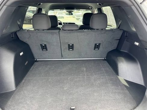 Certified 2025 Chevrolet Equinox LT FWD image 11