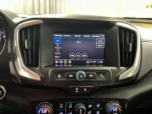 Used 2024 GMC Terrain SLE w/ Driver Convenience Package FWD image 17