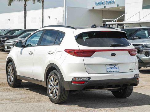 Used 2022 Kia Sportage Nightfall Edition w/ Nighfall AWD Premium Package image 6