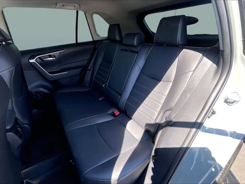Certified 2023 Toyota RAV4 XLE Premium image 20