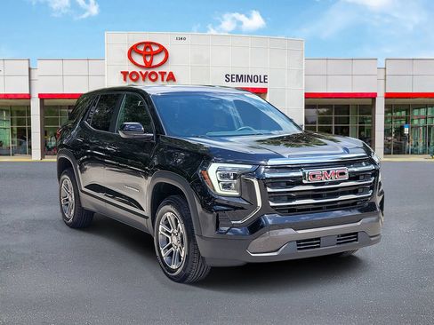 Used 2026 GMC Terrain Elevation FWD image 2