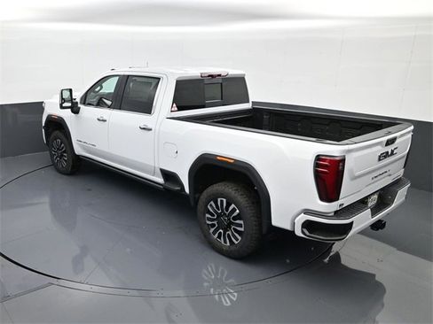 Used 2025 GMC Sierra 2500 Denali Ultimate image 19