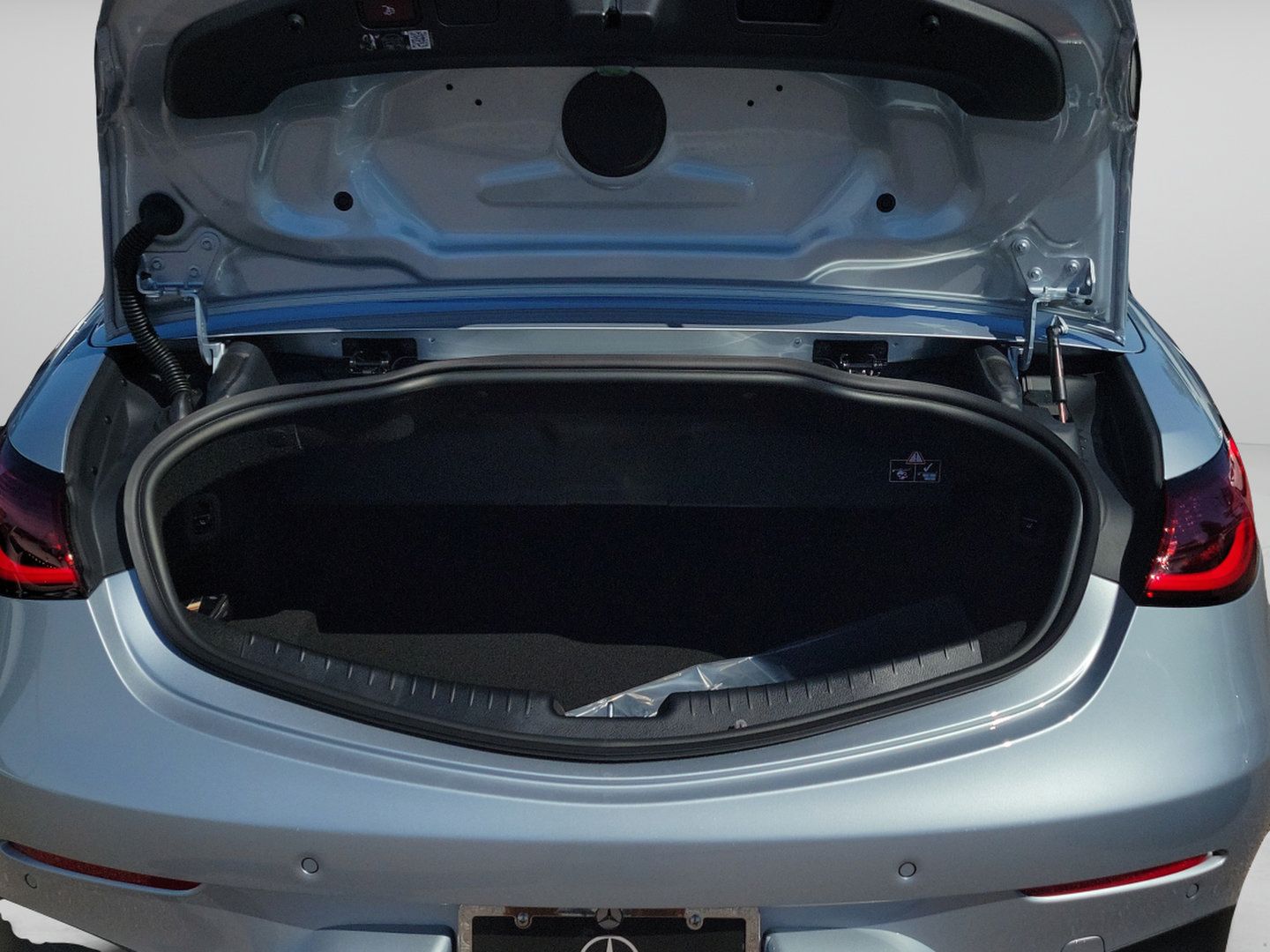 New 2027 Mercedes-Benz CLE 450 4MATIC Cabriolet image 6
