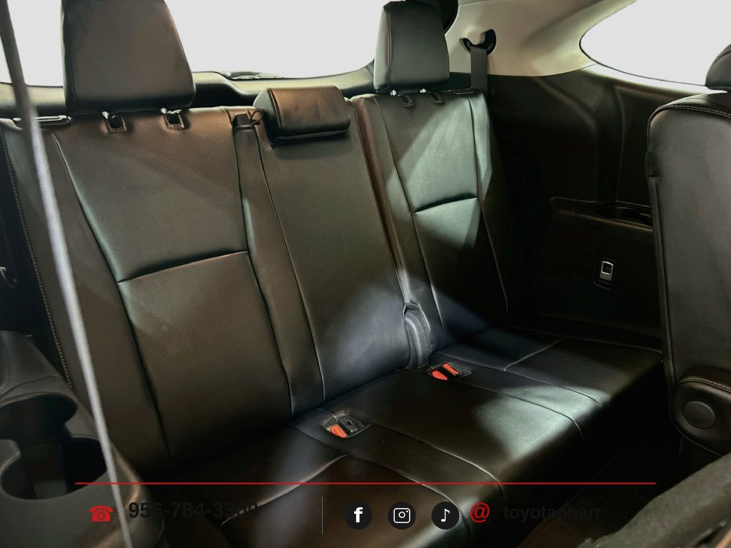 Used 2024 Toyota Highlander Limited FWD image 27