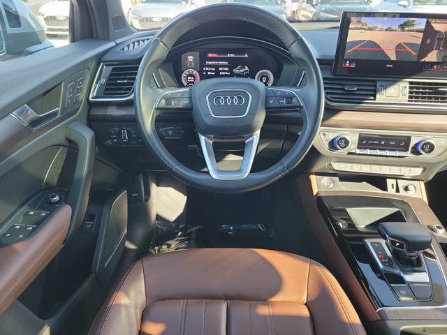 Used 2023 Audi Q5 Premium Plus w/ Premium Plus Package AWD/4WD image 16