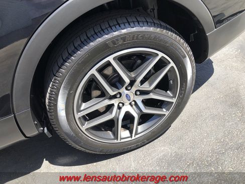 Used 2017 Ford Explorer Sport w/ Equipment Group 401A AWD/4WD image 28