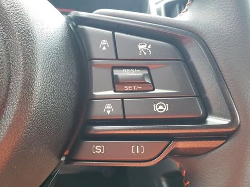 New 2025 Subaru Crosstrek 2.5i Limited image 17