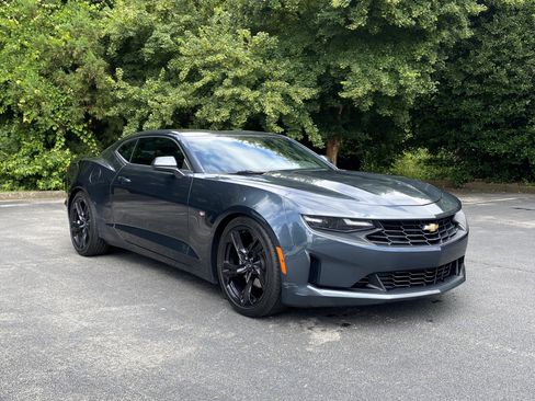Used 2021 Chevrolet Camaro LT RWD image 2