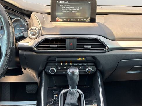 Used 2019 MAZDA CX-9 Touring FWD image 22